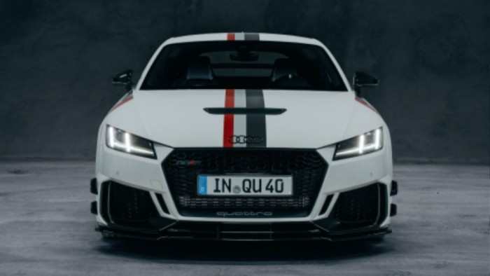 2021-Audi-TT-RS-40-years-of-quattro-Edition-4.jpg