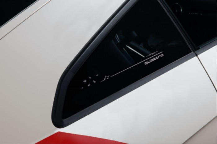 2021-Audi-TT-RS-40-years-of-quattro-Edition-10.jpg