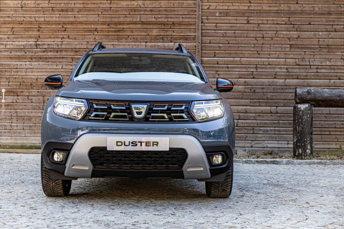 4-2021-New-Dacia-Duster-Extreme-Limited-Edition