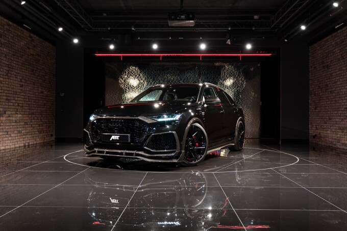 abt-unleashes-signature-edition-audi-rsq8-super-suv-with-800-hp-only-96-units-available_56a2d429d589eba23a.md.jpg