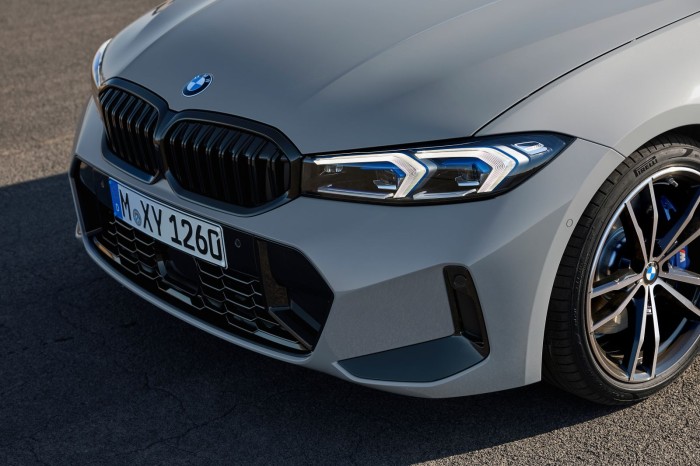 2023 BMW 3 시리즈 페이스리프트 (G20, G21 LCI) 공개