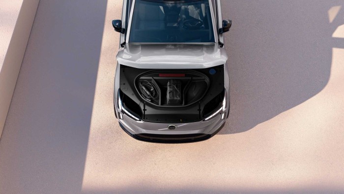 볼보, 111kWh 배터리 탑재한 가장 안전한 SUV, EX90 공개