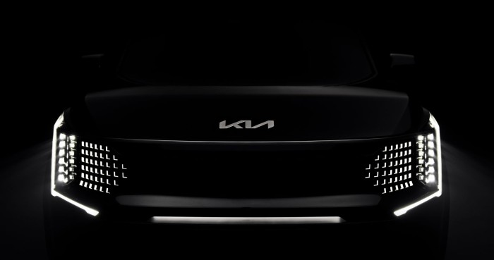 기아의 첫 번째 전용 전동화 대형 SUV, EV9 티저 공개
