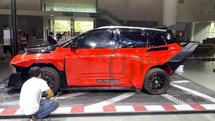 중국 스타트업이 공개한 제로백 1.8초의 슈퍼 SUV