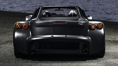 제로백 2.8초, 돈커부트 GTO 베어 네이키드 카본 에디션
